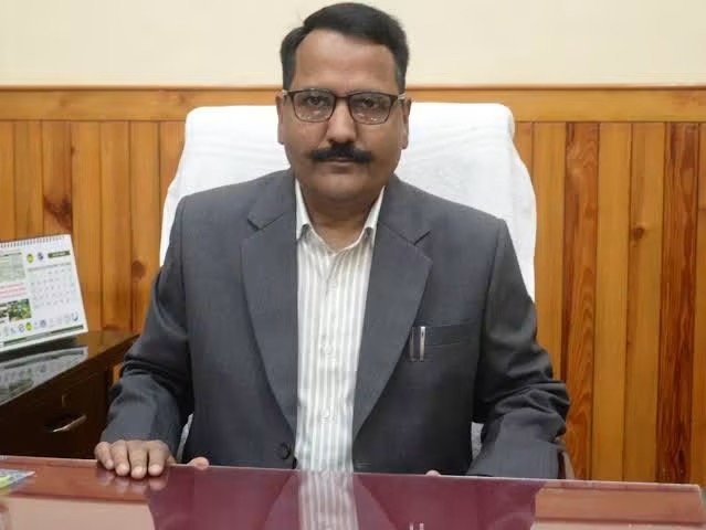 भू-कानून उल्लंघन पर नैनीताल DM की बड़ी कार्रवाई, 250 वर्ग मीटर जमीन राज्य सरकार में निहित