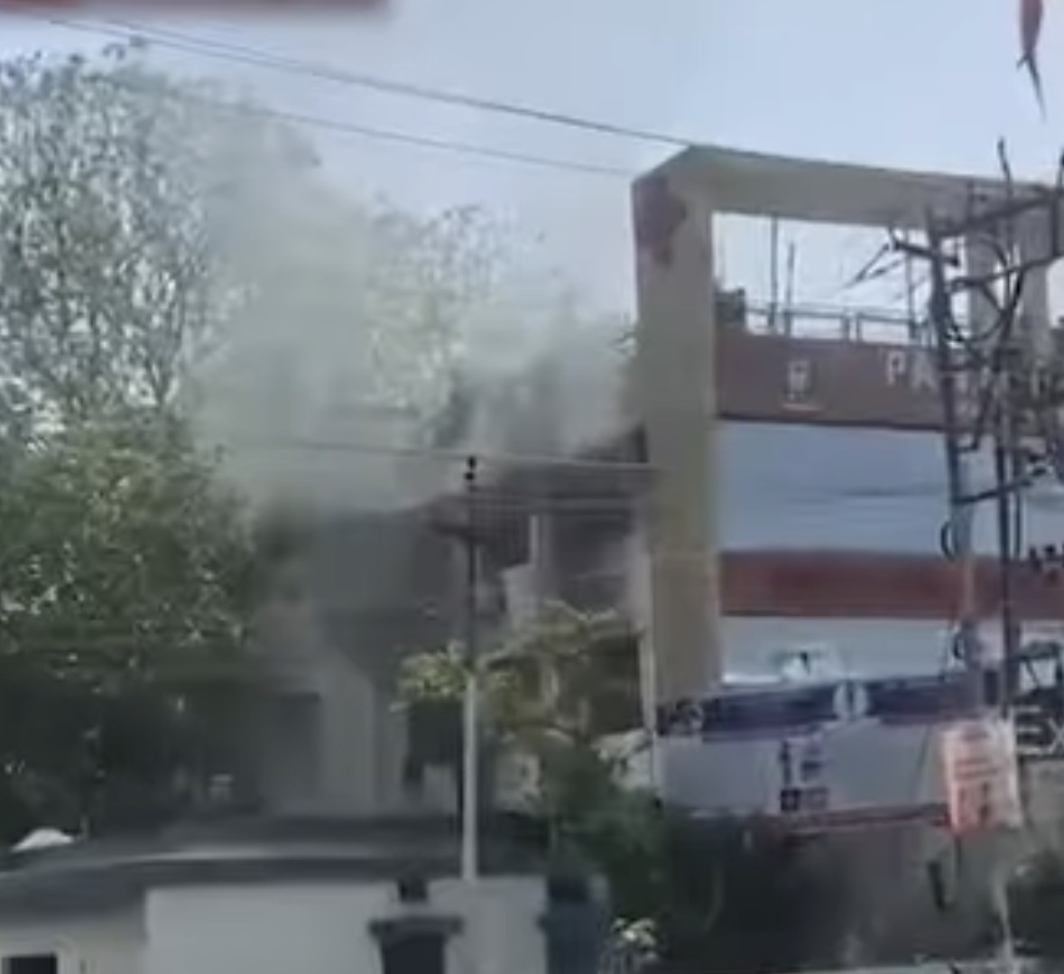 देहरादून में बड़ा हादसा: पैनेसिया अस्पताल में एसी फटने से लगी आग, एक की मौत