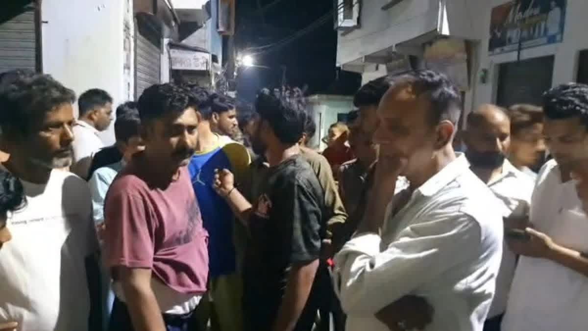 रामनगर के खताड़ी में फायरिंग से दहशत, जुआ खेलने से रोकना युवक को पड़ा भारी