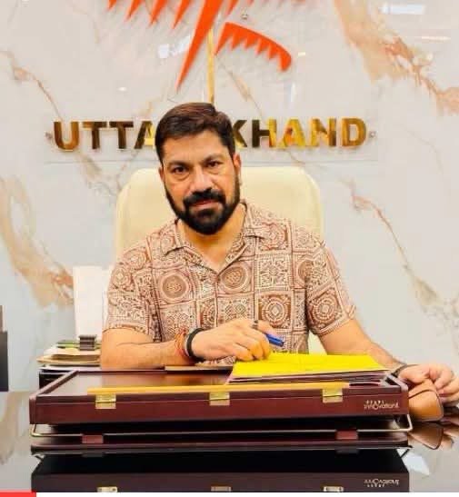 IFS अधिकारी साकेत बडोला का स्वैच्छिक सेवानिवृत्ति का फैसला, भावुक संदेश में बयां किया अपना सफर